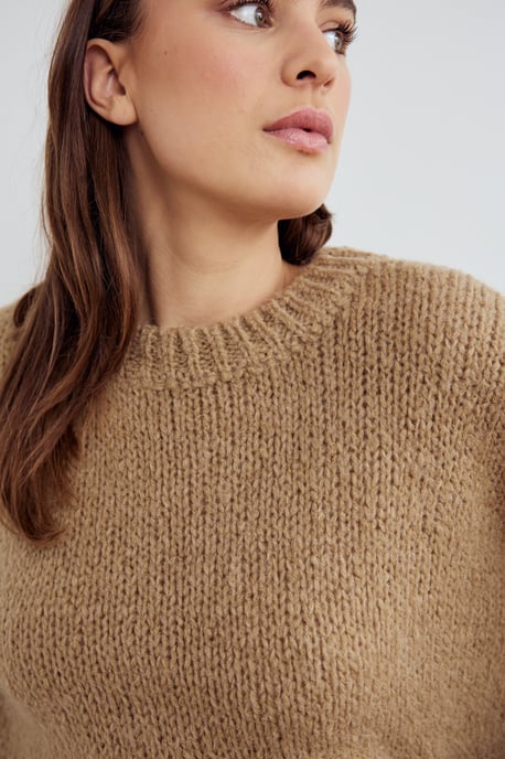 Juno stickad i brunt - Image 4