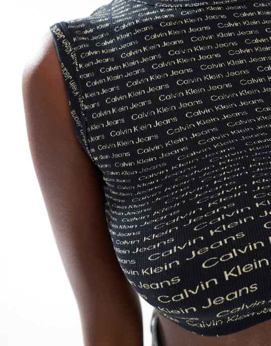 Calvin Klein Jeans – Beskuret linne i flera färger - Image 3