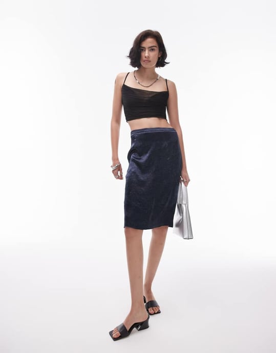 Topshop – Svart, kort linne med plisserad kappa - Image 3