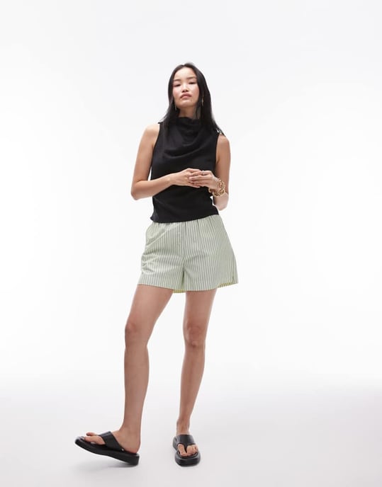 Topshop – Svart ärmlös topp med hög halsringning - Image 3