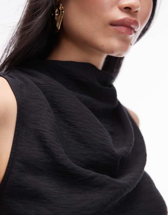 Topshop – Svart ärmlös topp med hög halsringning - Image 4