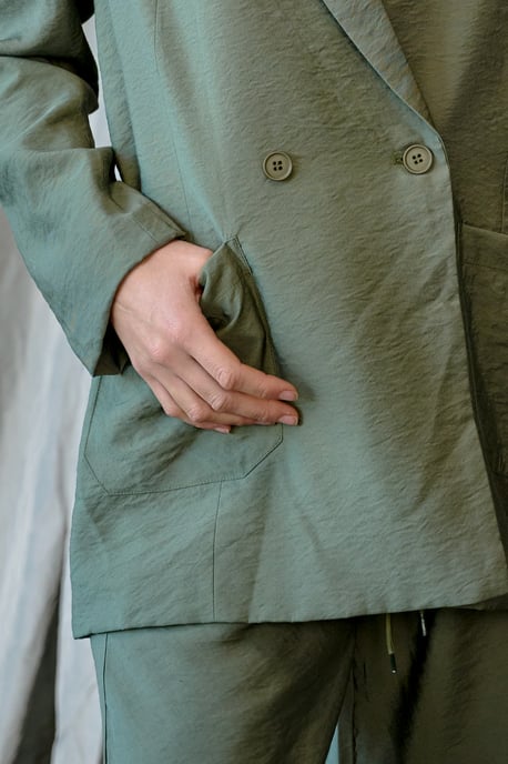 Paola Oversize Blazer in Legerstijl - Image 4