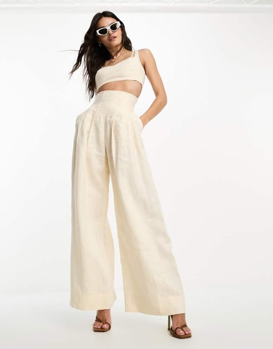 & Other Stories – Vit, del av set med linne-bralette i lager - Image 3