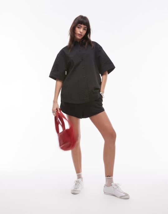 Topshop – Svarta löparshorts i nylon - Image 2
