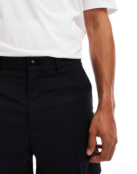 Weekday – Alessandro – Svarta, skräddarsydda shorts - Image 3