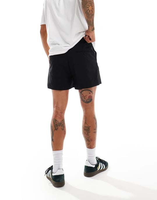 Weekday – Alessandro – Svarta, skräddarsydda shorts - Image 4