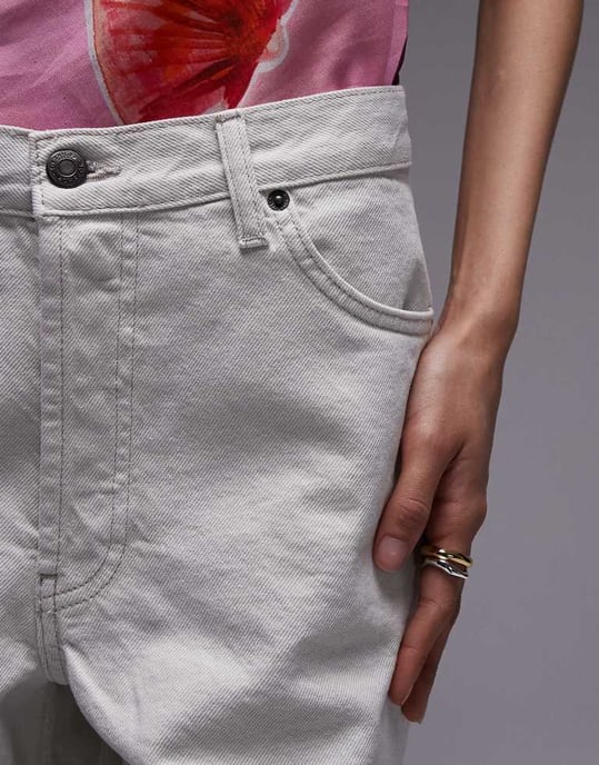 Topshop denim loose jort in bone white - Image 4