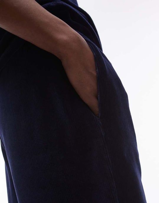 Topman – Marinblå shorts i sammet med manchesterdetaljer och överdimensionerad passform - Image 3