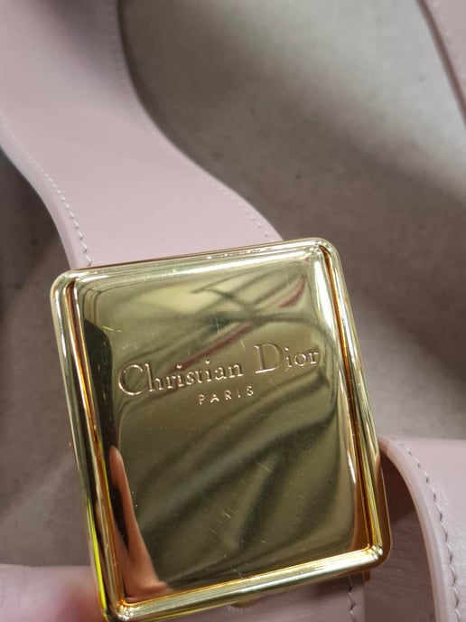 Dior Micro 30 Montaigne Flap Bag in Pink Calfskin Leather - Image 6