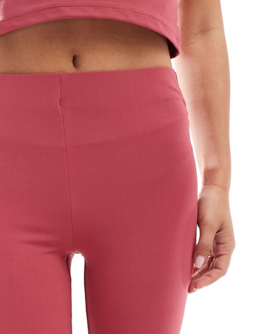 ASOS DESIGN mid rise capri leggings in burgundy - Image 3
