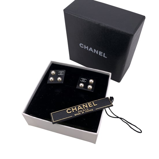 Chanel Plastic Oorbellen CC - Image 2