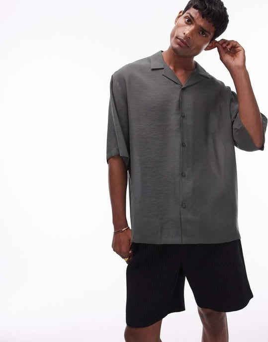 Topman – Khakifärgad kortärmad skjorta i avslappnad satin - Image 3