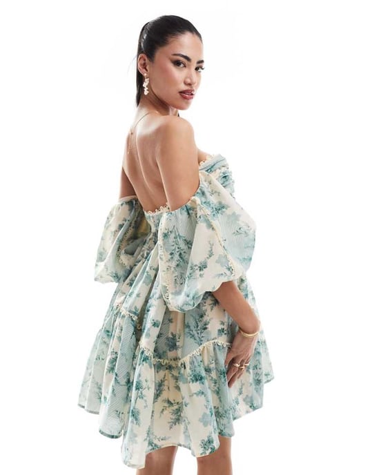 ASOS DESIGN – Blommig miniklänning i voile med bardotmönster och puffärm - Image 4