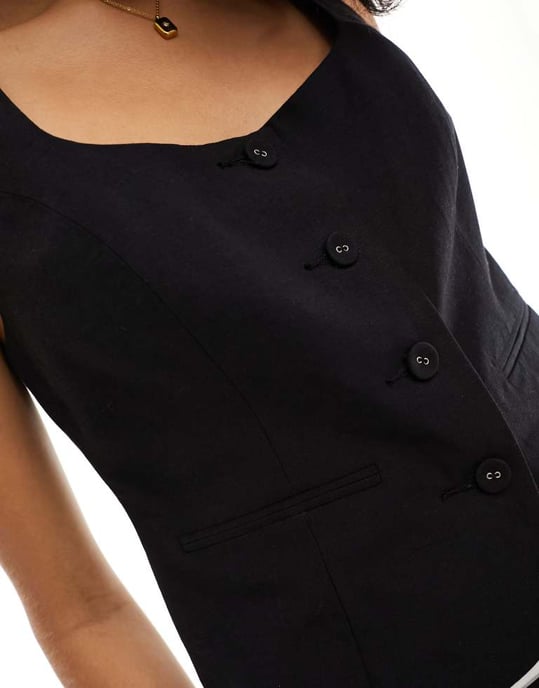 ASOS DESIGN scoop neck waistcoat with linen in black - Image 3