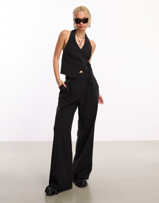 COLLUSION tailored fitted waistcoat co-ord in black - Image 3