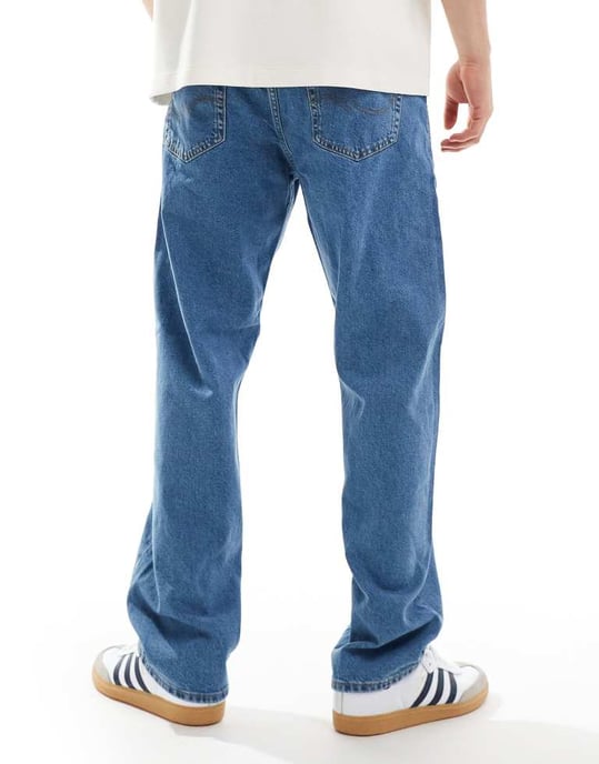 Jack & Jones Eddie loose jean in mid blue wash - Image 3