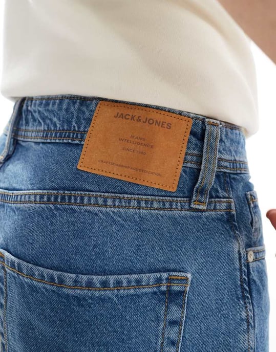 Jack & Jones Eddie loose jean in mid blue wash - Image 4
