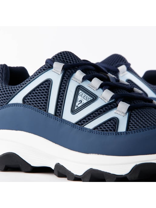 Guess men’s “Nose” sneakers - Image 4