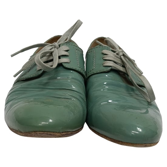 Prada Oxfords med snörning i grönt lackskinn - Image 6
