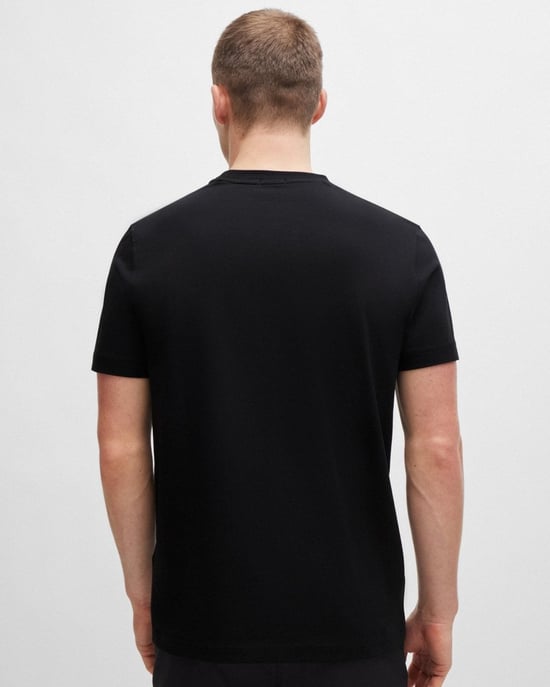 T-Shirt in Black - Image 2