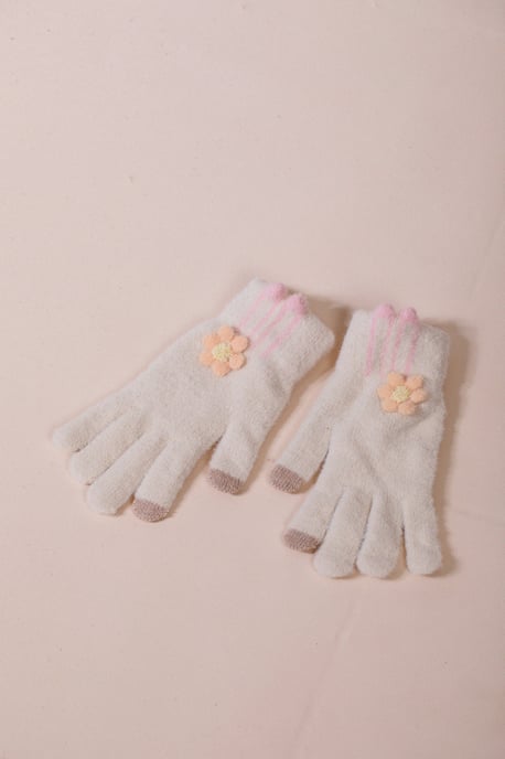 Knitted Flower Gloves in Beige - Image 3