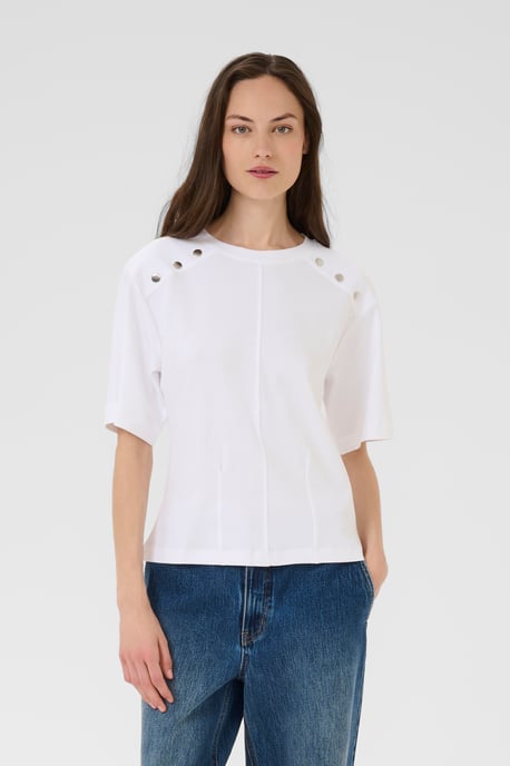 KBDella Tee T-shirt Feminine Silhouette - Image 3