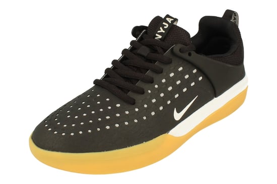 Nike Sb Zoom Nyjah 3 Heren Zwarte Sneakers - Image 1