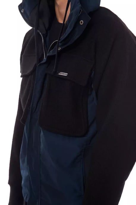Hooded jacka i färgblocksstil - Image 3