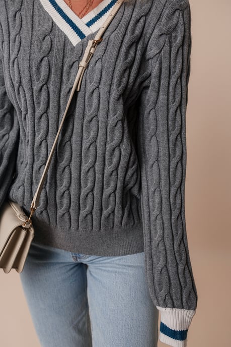 Cable Knit Vneck Sweater - Image 4