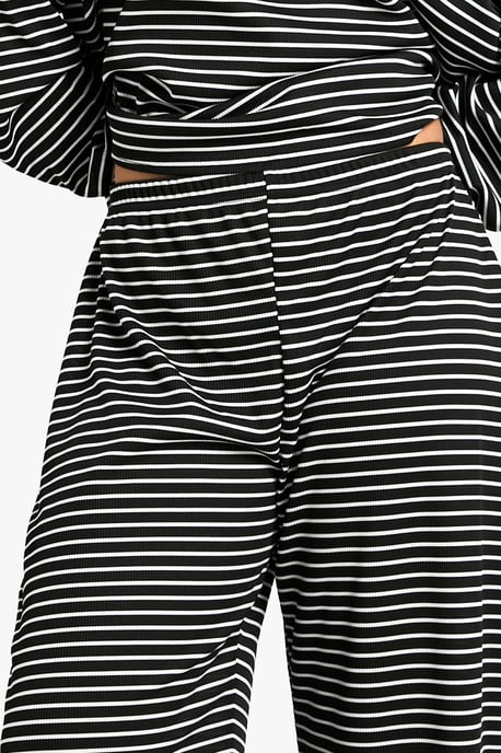 Petite Loungewear Stripe Long Sleeve Top & Trousers Pyjama Set - Image 4