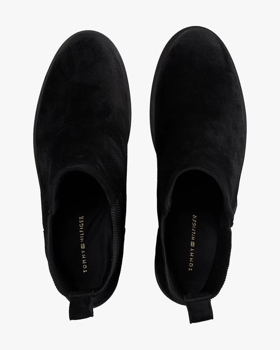 Boots in Black - Image 3