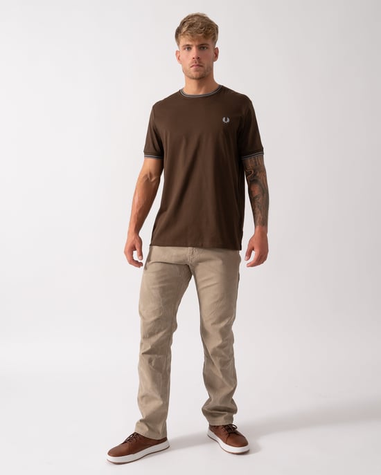 Fred Perry T-Shirt in Dark Brown - Image 4