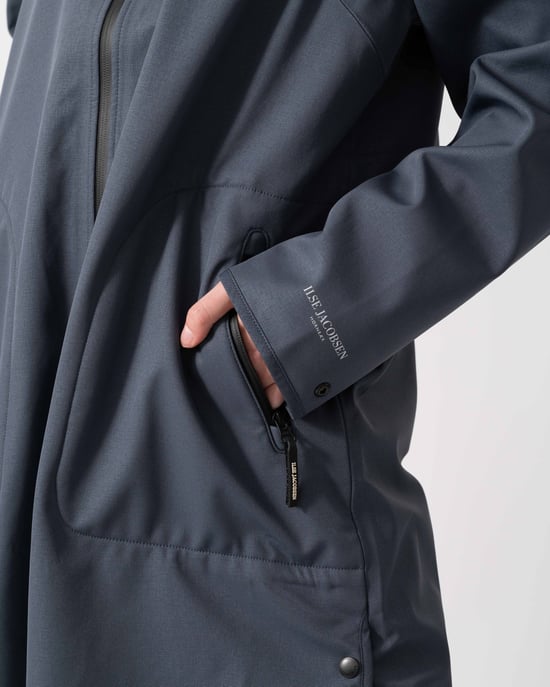 Rain Raincoat in Grey - Image 6