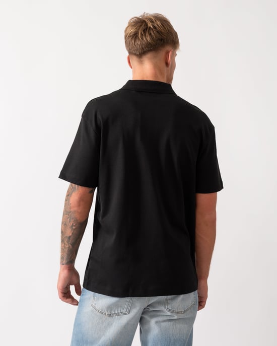 Deabono Polo Shirt in Black - Image 3