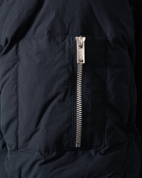 Everest 3Q Puffer Jacket in Dark Blue - Image 4