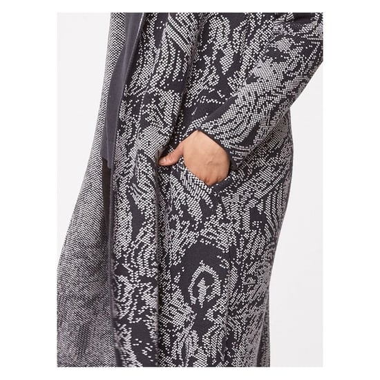 Musso Long Throw in Grey - Image 4