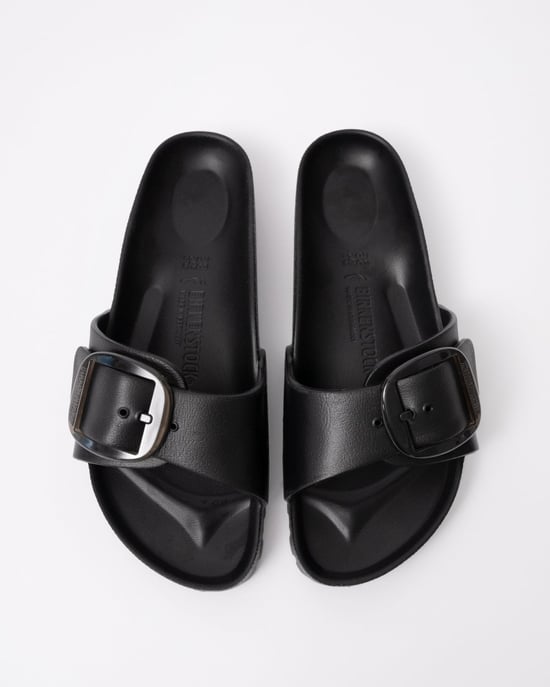 Madrid Madrid Big Buckle Sandals in Black - Image 2