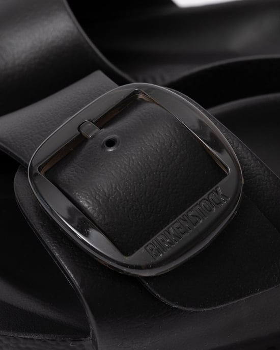 Madrid Madrid Big Buckle Sandals in Black - Image 5