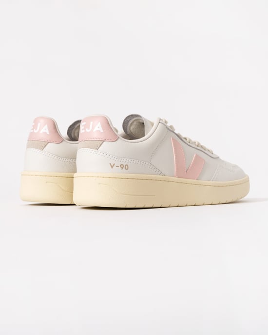 V-90 Womens Trainers Trainers in Ivory - Image 4
