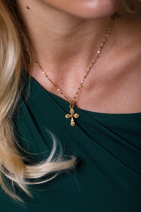 Cross Pendant Necklace with Gift Box - Image 1