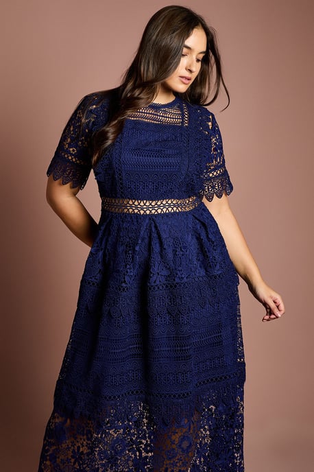 Plus Short Sleeve Lace Midi Dress - Image 4