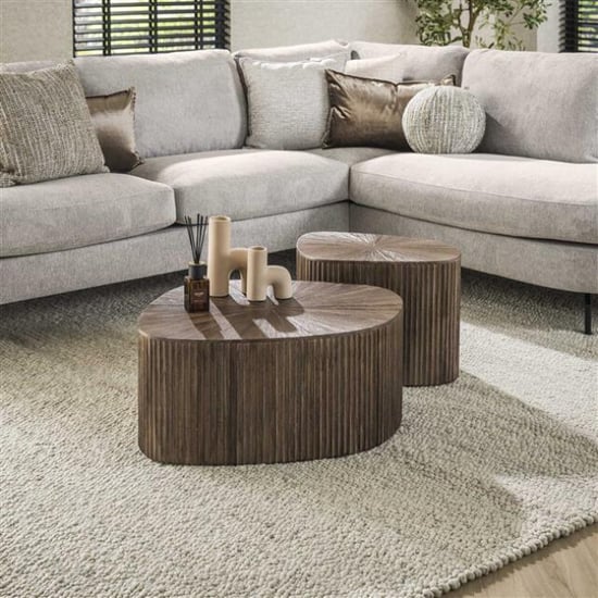 Hoyz salontafel xl driehoek maya teak teak rust brown set van 2 - Image 1