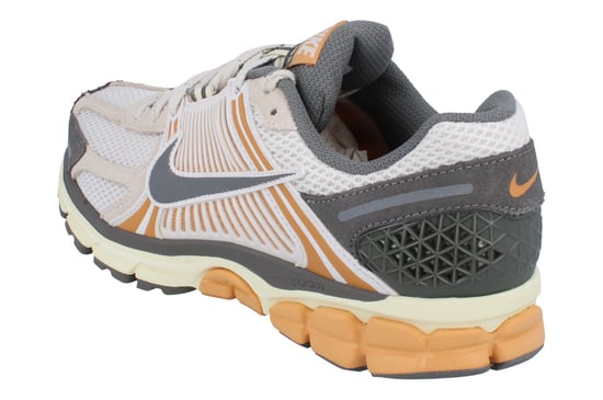 Nike Zoom Vomero 5 Mens Running Trainers - Image 2