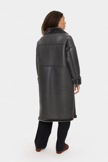 LanaSZ Coat OUTERWEAR Outerwear Oversize fit - Image 3