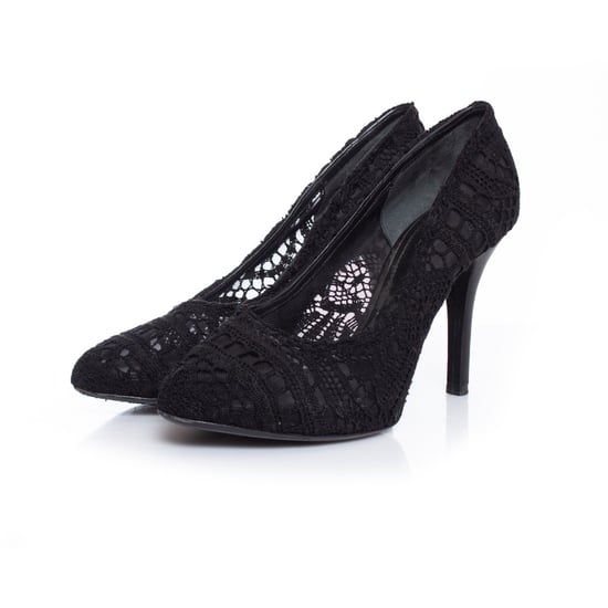 Dolce & Gabbana pumps i spets i svart. - Image 1