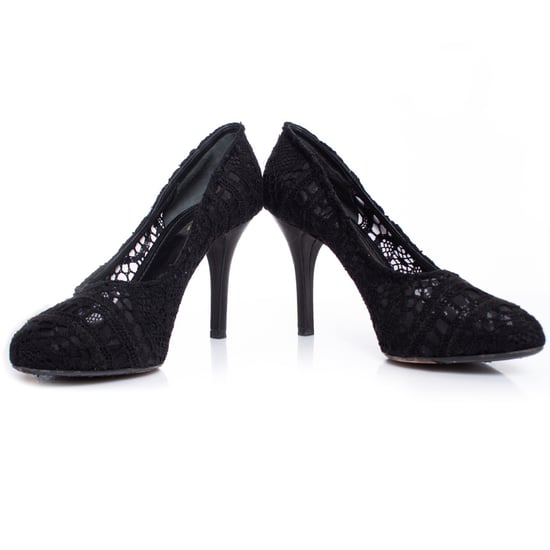 Dolce & Gabbana pumps i spets i svart. - Image 4