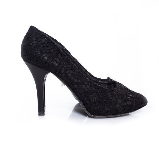 Dolce & Gabbana pumps i spets i svart. - Image 5