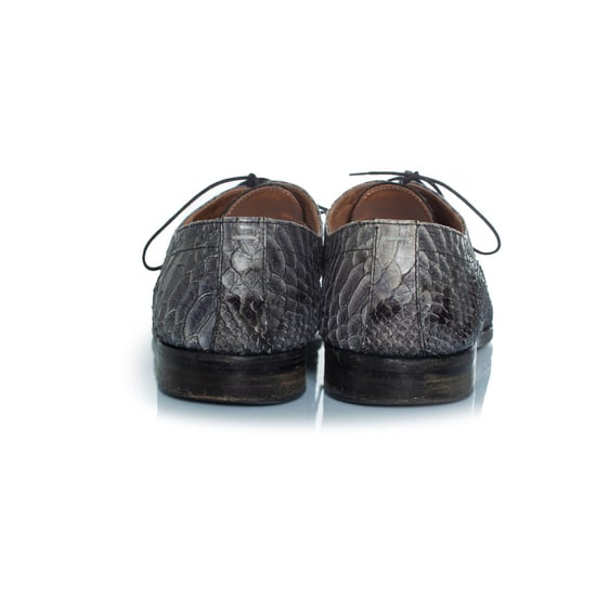 Maison Margiela Python lace up shoes in grey - Image 3