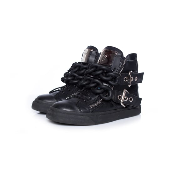 Giuseppe Zanotti svarta höga sneakers i läder med dubbel kedja. - Image 1