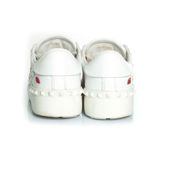 Valentino Garavani kalvskinnsskor med flammande rockstud-detaljer - Image 6